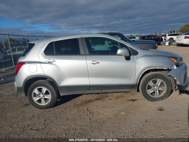 Chevrolet TRAX LS 2020 3GNCJNSB3LL207325 Image 13