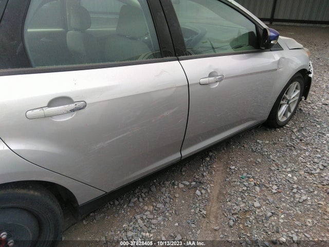 1FADP3F2XJL250343 Ford FOCUS SE