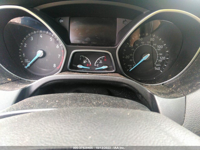 1FADP3F2XJL250343 Ford FOCUS SE
