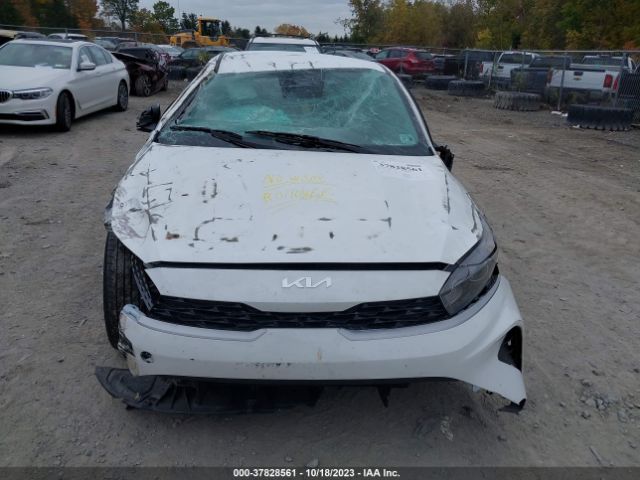 3KPF24AD0PE538177 KIA Forte Lxs