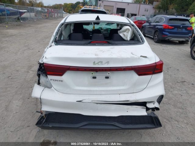3KPF24AD0PE538177 KIA Forte Lxs