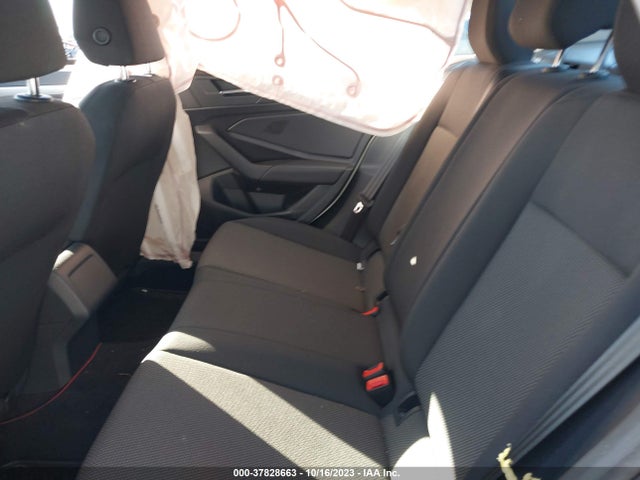 3VWN57BU5MM059660 Volkswagen Jetta S/r-line