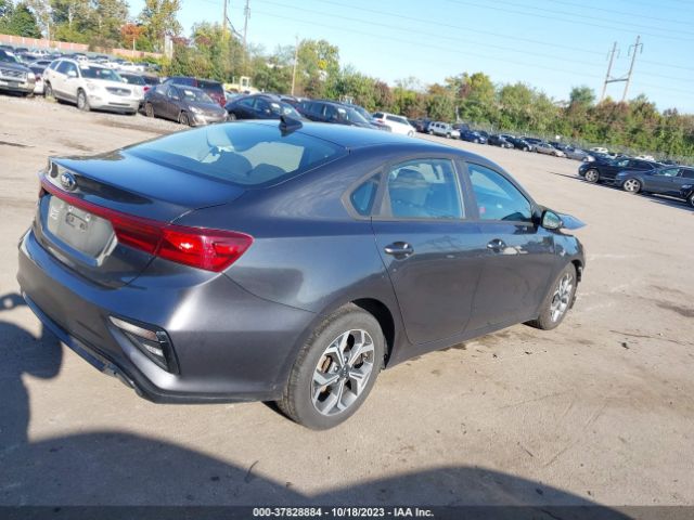 3KPF24AD9LE146289 KIA Forte Lxs