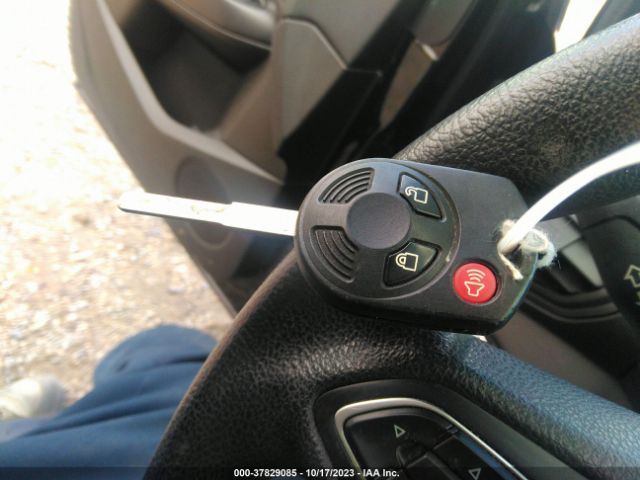 1FMCU0F73HUA29627 Ford ESCAPE S