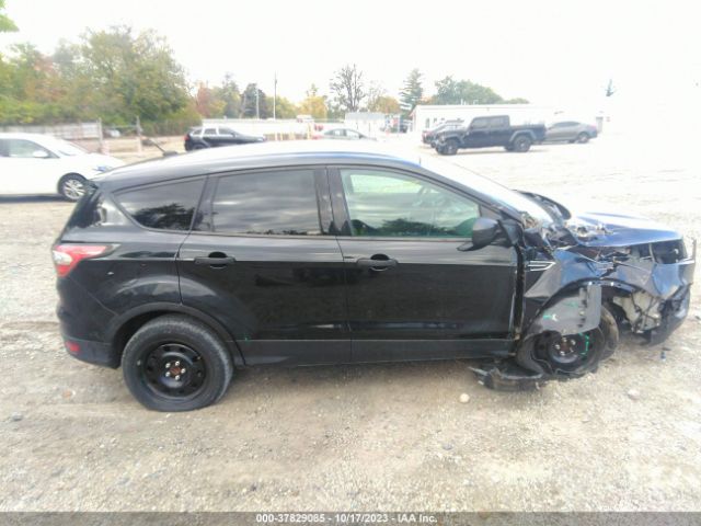 1FMCU0F73HUA29627 Ford ESCAPE S