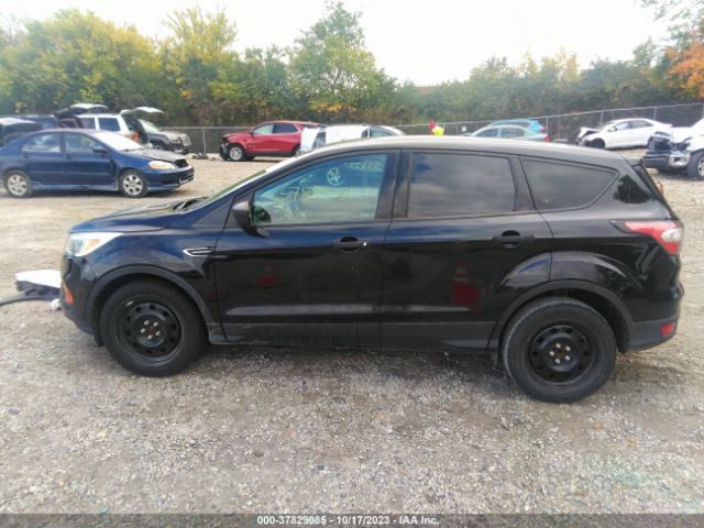1FMCU0F73HUA29627 Ford ESCAPE S