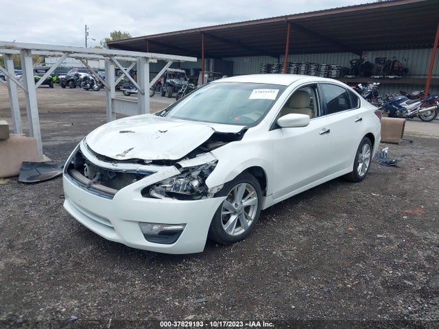 Nissan Altima 2.5 S 2014 1N4AL3AP7EN248304 Image 2