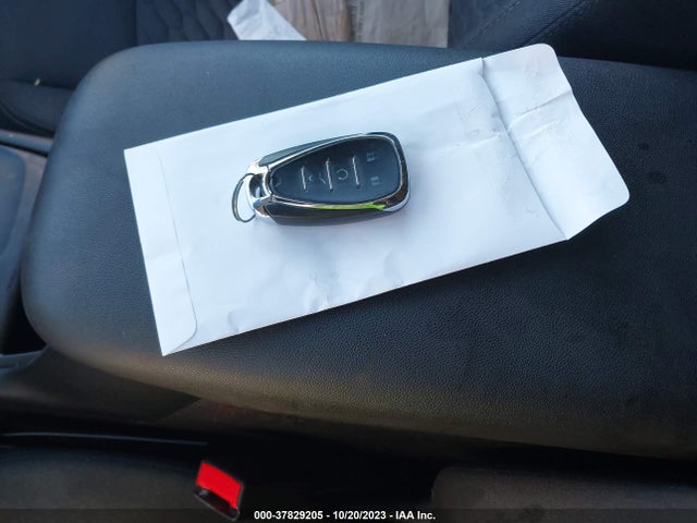 Chevrolet EQUINOX LT 2018 2GNAXSEV2J6350374 Image 11