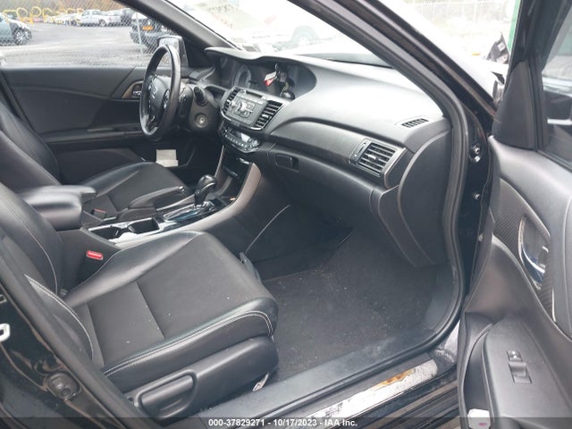 2017 HONDA ACCORD SEDAN 1HGCR2F36HA268770 Photo 4