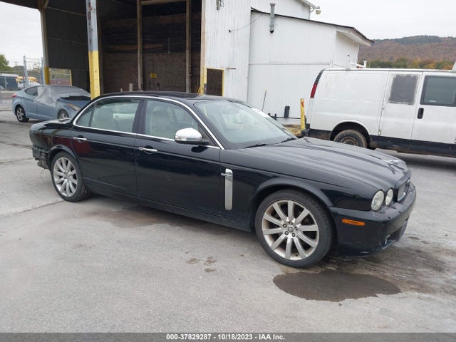 2008 JAGUAR XJ SAJWA82B18SH27818 Photo 0
