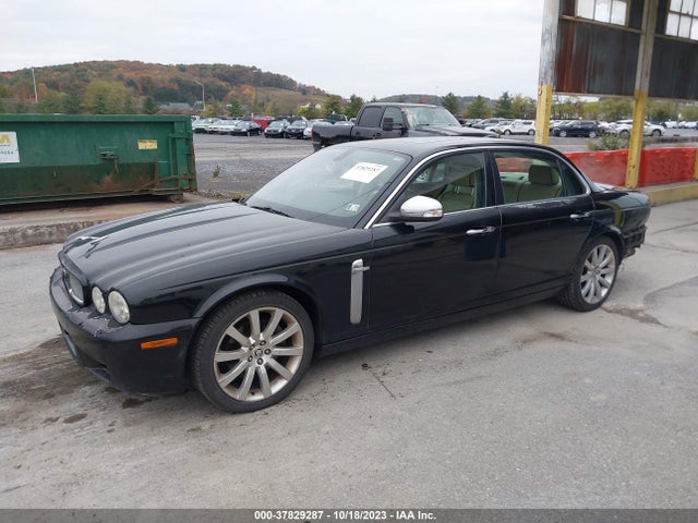 2008 JAGUAR XJ SAJWA82B18SH27818 Photo 1