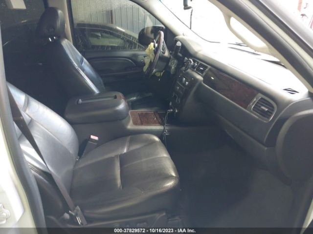 2007 GMC YUKON DENALI 1GKFK638X7J244532 Photo 4
