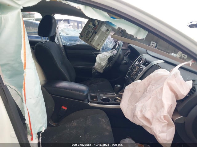 Nissan Altima 2.5 S 2015 1N4AL3AP6FC477487 Image 5