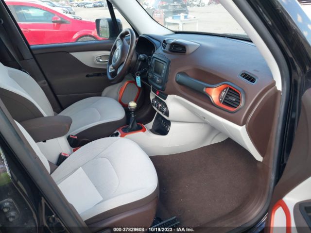 ZACCJABH0FPB64928 Jeep Renegade Latitude