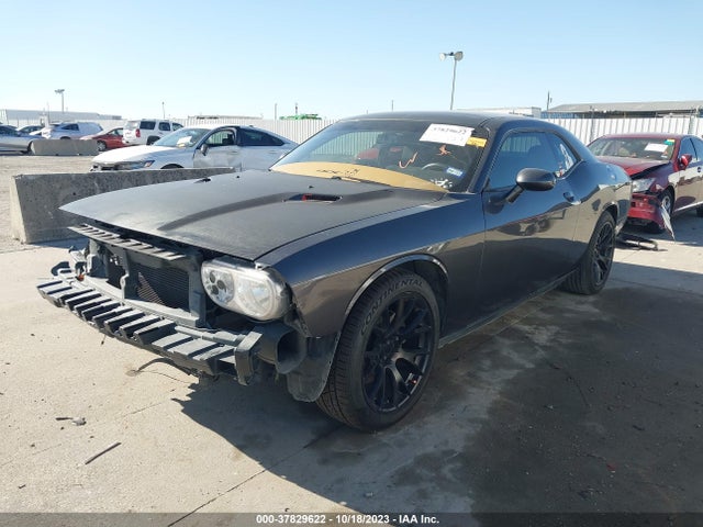 Dodge Challenger Sxt 2014 2C3CDYAG5EH237330 Image 2