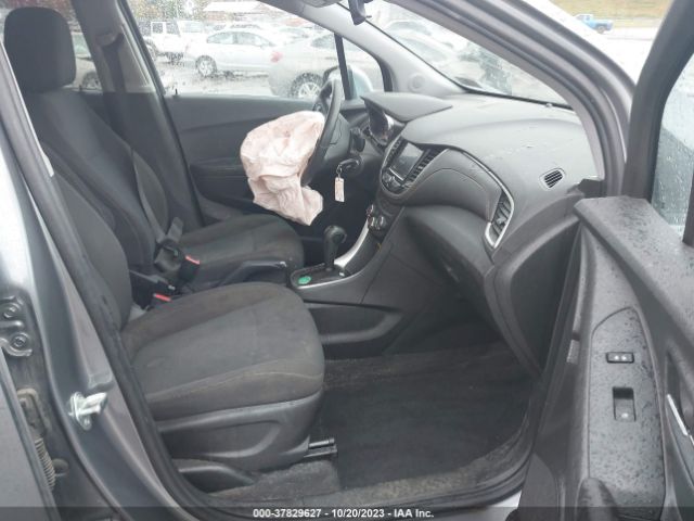 3GNCJNSB7LL197995 Chevrolet Trax Awd Ls