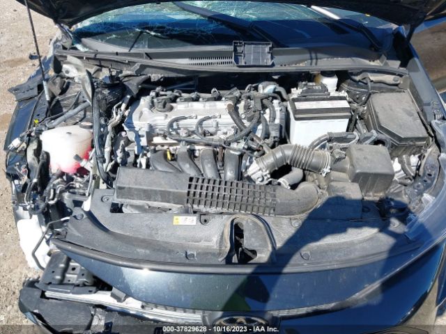 5YFEPMAE8NP389390 Toyota COROLLA LE
