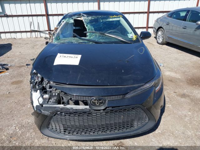 5YFEPMAE8NP389390 Toyota COROLLA LE