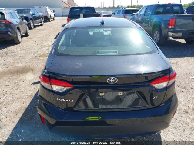 5YFEPMAE8NP389390 Toyota COROLLA LE