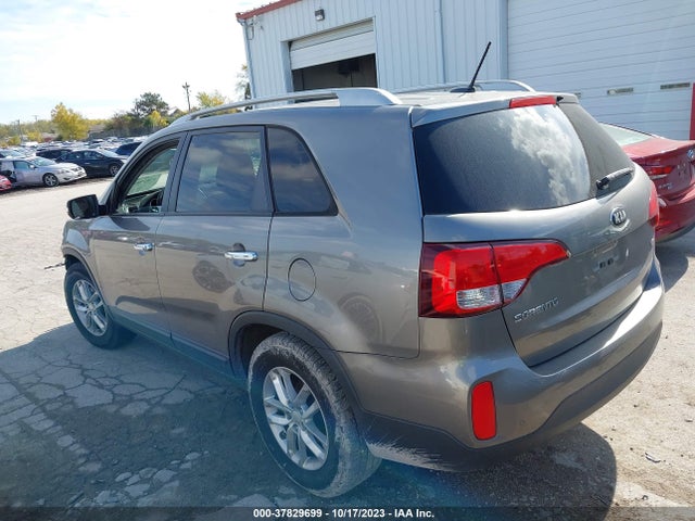 KIA Sorento Lx V6 2015 5XYKT4A71FG585466 Image 3