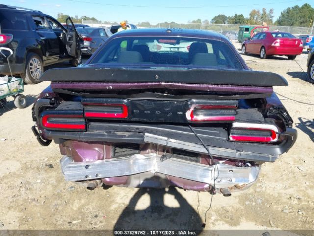 2C3CDZJG3NH218961 Dodge Challenger Gt