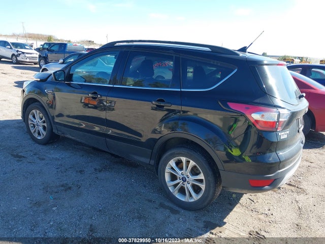 Ford ESCAPE SE 2018 1FMCU9GD5JUC19332 Image 3