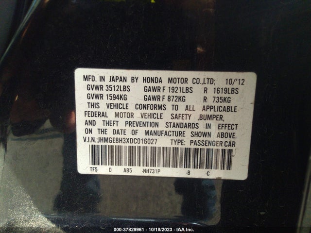 2013 HONDA FIT VIN: JHMGE8H3XDC016027