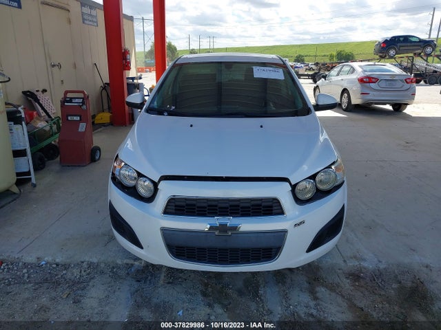 Chevrolet SONIC LT 2015 1G1JC6SG6F4102146 Image 6