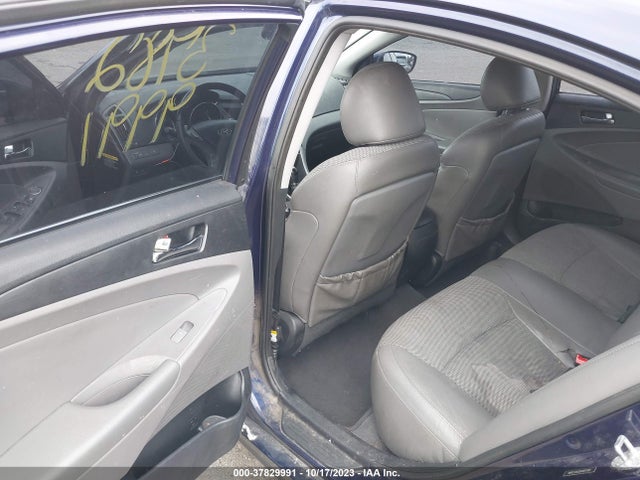 2013 HYUNDAI SONATA SE VIN: 5NPEC4AC6DH811100