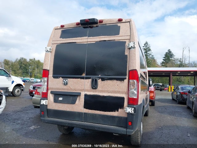 3C6TRVBG1KE524270 RAM Promaster Cargo Van