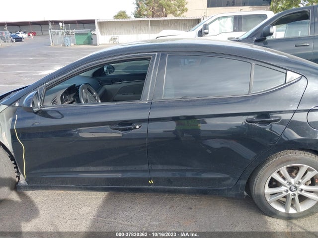 Hyundai Elantra Value Edition 2018 5NPD84LFXJH335434 Image 14