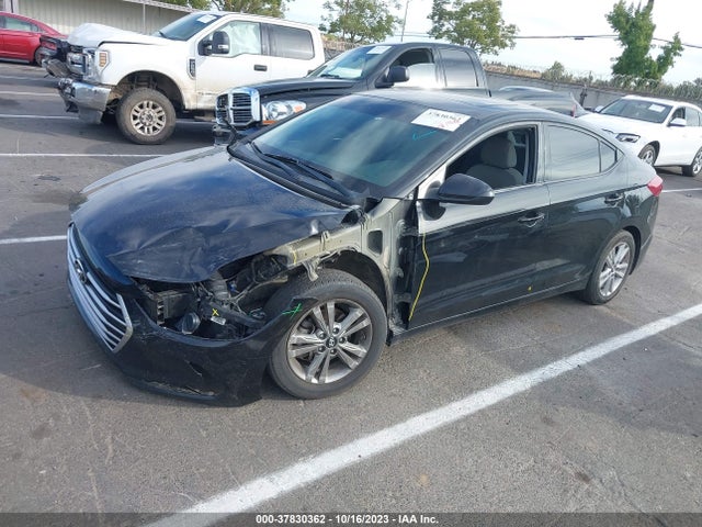 Hyundai Elantra Value Edition 2018 5NPD84LFXJH335434 Image 2