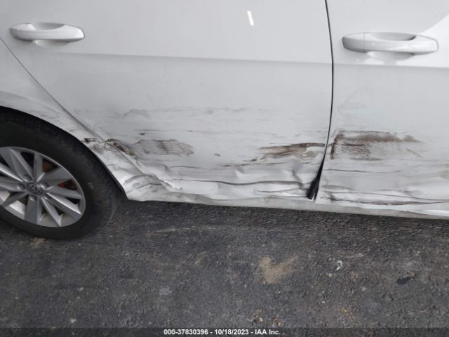 2017 VOLKSWAGEN GOLF 3VW117AU0HM068560 Photo 5
