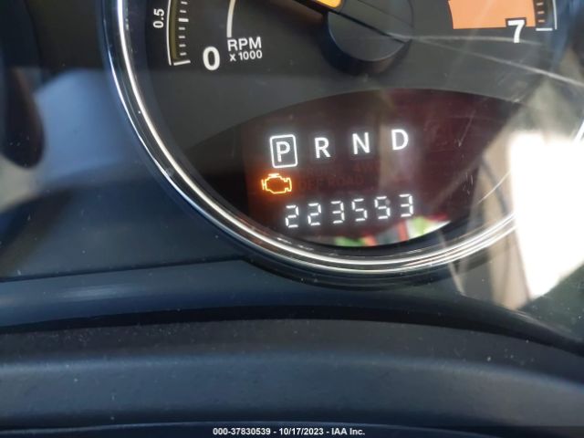 1C4NJDEB1ED788209 Jeep Compass Latitude