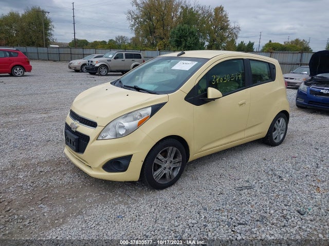 Chevrolet Spark Lt 2014 KL8CD6S98EC489651 Image 2
