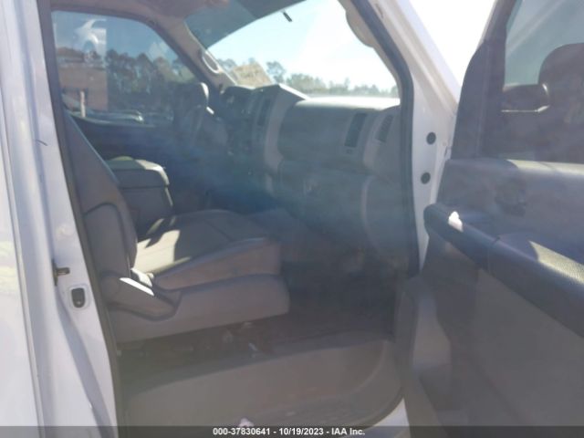 1N6BF0KY6JN814388 Nissan Nv Cargo Sv