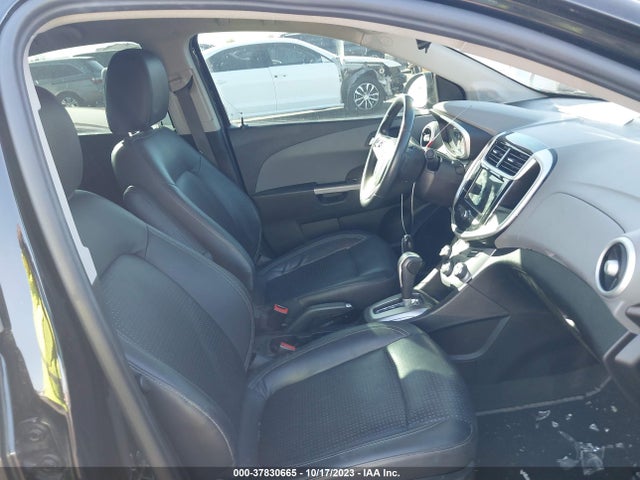 Chevrolet Sonic Premier 2019 1G1JF5SB7K4121594 Image 5