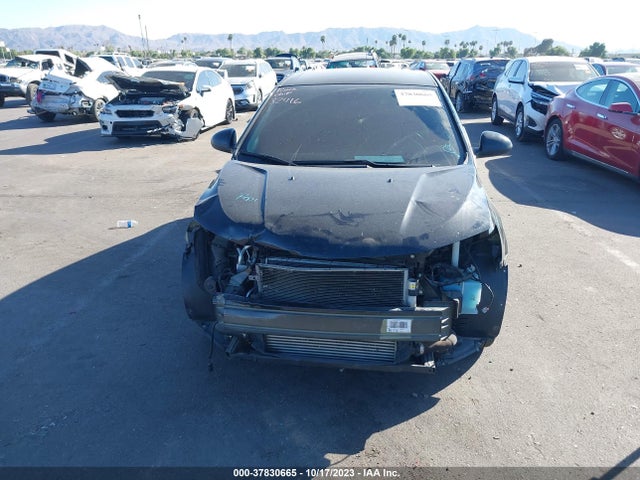 Chevrolet Sonic Premier 2019 1G1JF5SB7K4121594 Image 6