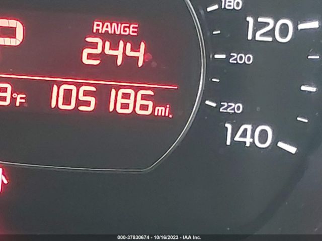 KNDJN2A25E7046603 KIA Soul Base