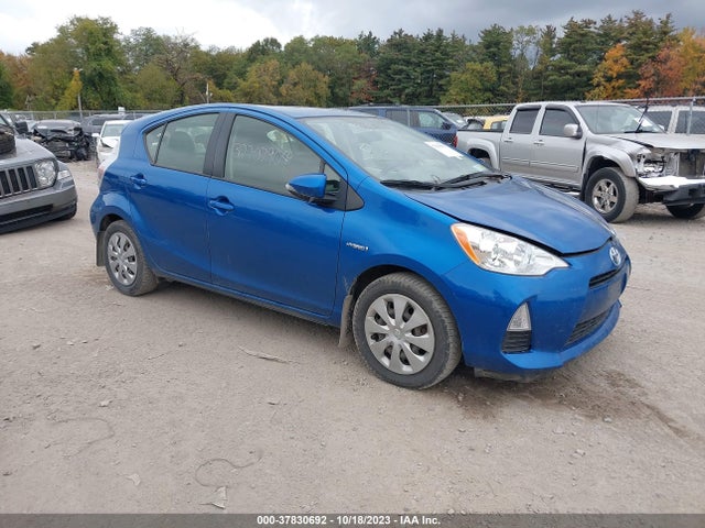 2014 TOYOTA PRIUS C JTDKDTB33E1569965 Photo 0