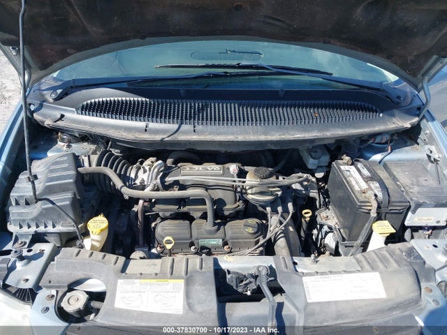 2006 CHRYSLER TOWN & COUNTRY SWB VIN: 1A4GP45R56B628653