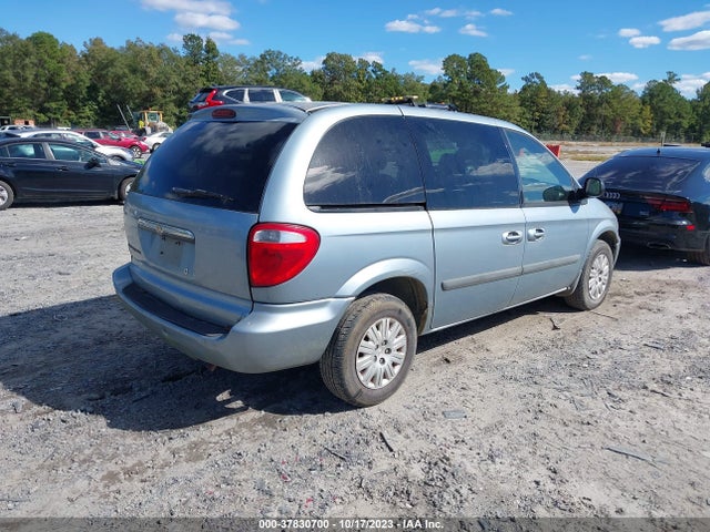 2006 CHRYSLER TOWN & COUNTRY SWB VIN: 1A4GP45R56B628653