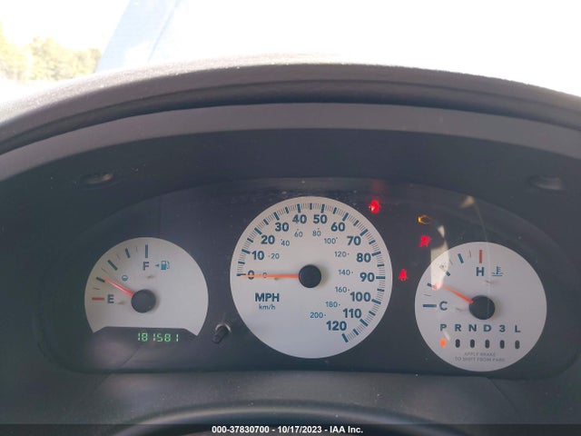 2006 CHRYSLER TOWN & COUNTRY SWB VIN: 1A4GP45R56B628653