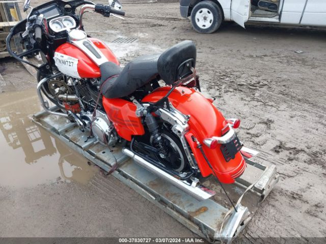 2017 HARLEY-DAVIDSON FLTRXS 1HD1KTC1XHB652496 Photo 2