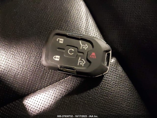 Chevrolet Suburban Premier 2019 1GNSKJKC2KR111333 Image 11