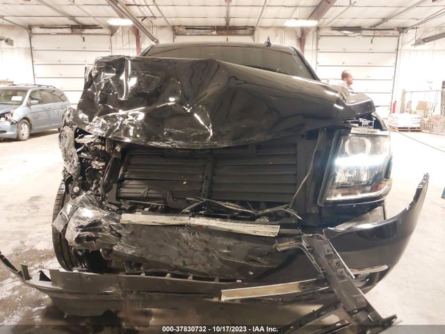 Chevrolet Suburban Premier 2019 1GNSKJKC2KR111333 Image 13