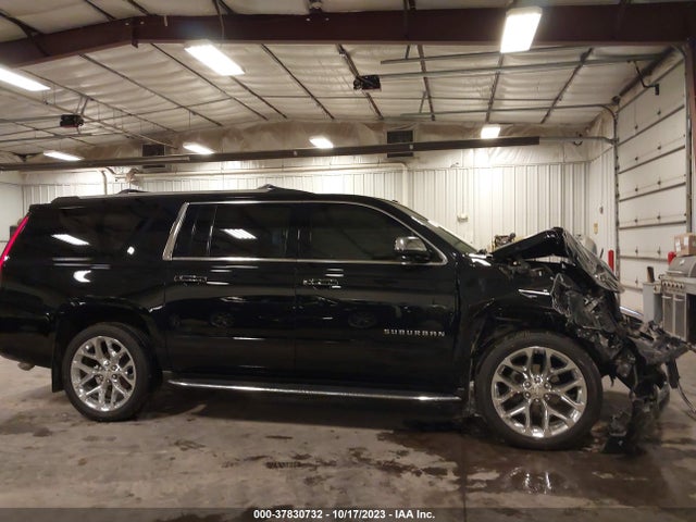Chevrolet Suburban Premier 2019 1GNSKJKC2KR111333 Image 14