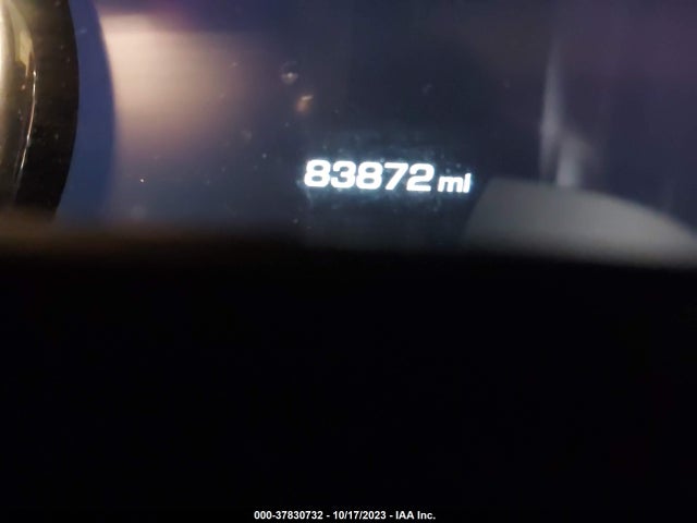 Chevrolet Suburban Premier 2019 1GNSKJKC2KR111333 Image 16
