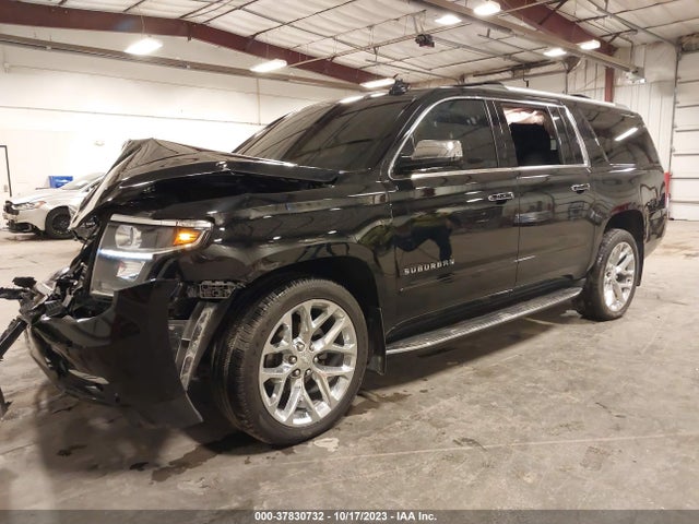 Chevrolet Suburban Premier 2019 1GNSKJKC2KR111333 Image 2