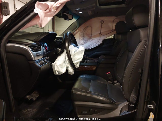 Chevrolet Suburban Premier 2019 1GNSKJKC2KR111333 Image 5